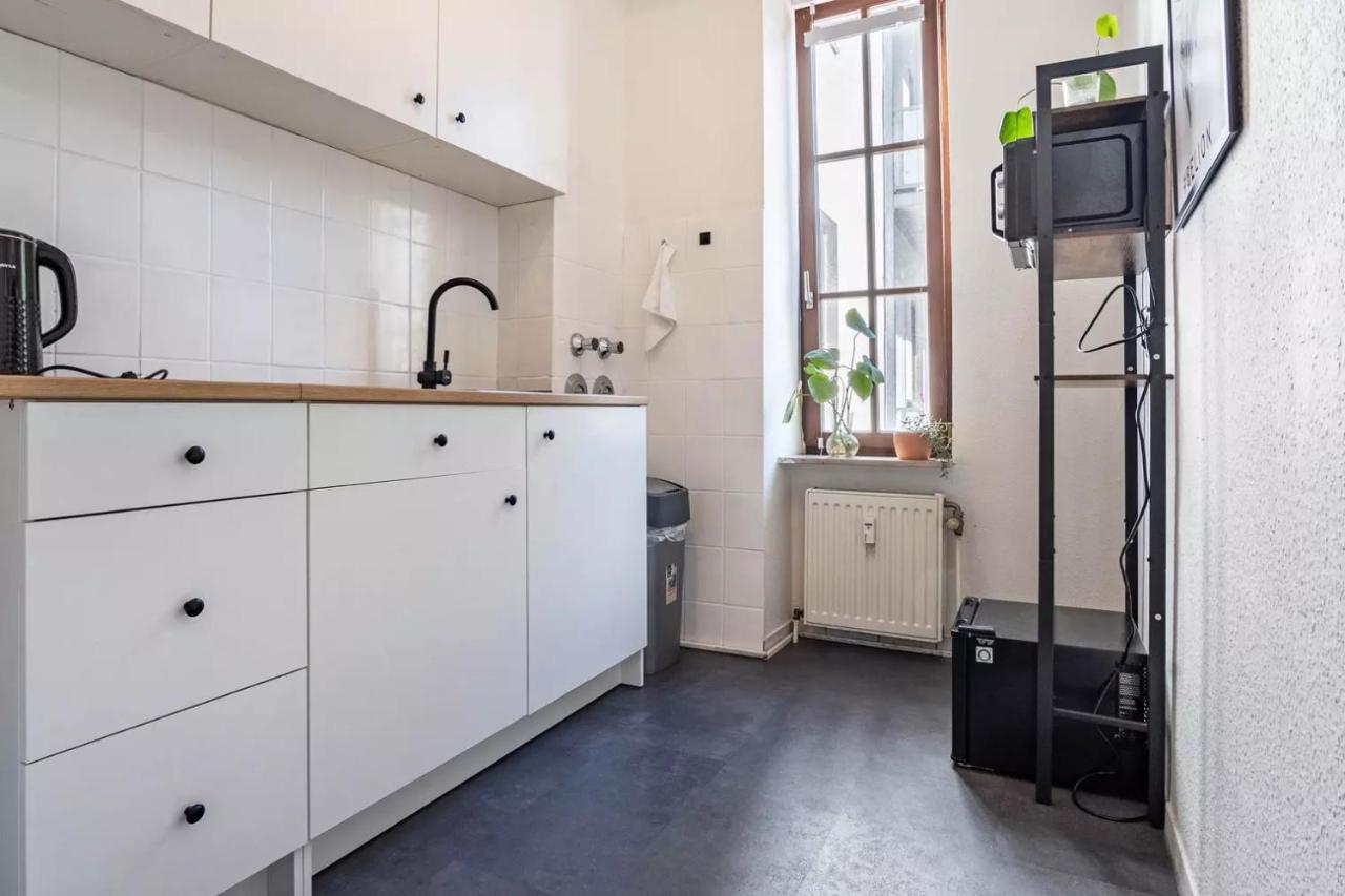 Next Home - Free Parking & Wifi - Badewanne Duisburgo Exterior foto